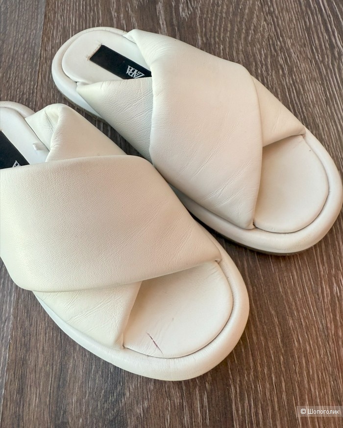 Cандалии ZARA р35