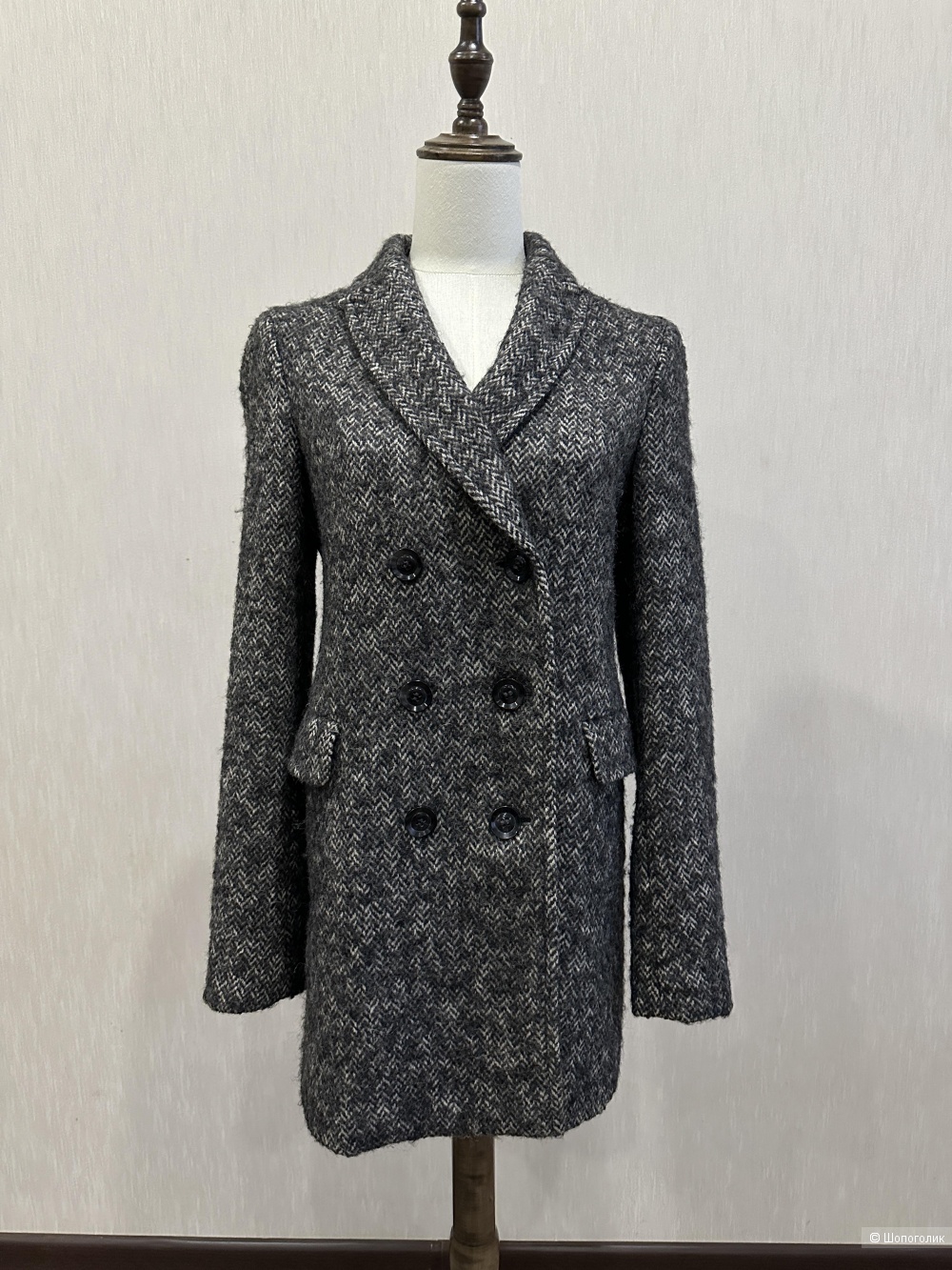 Пальто Massimo Dutti euro 38