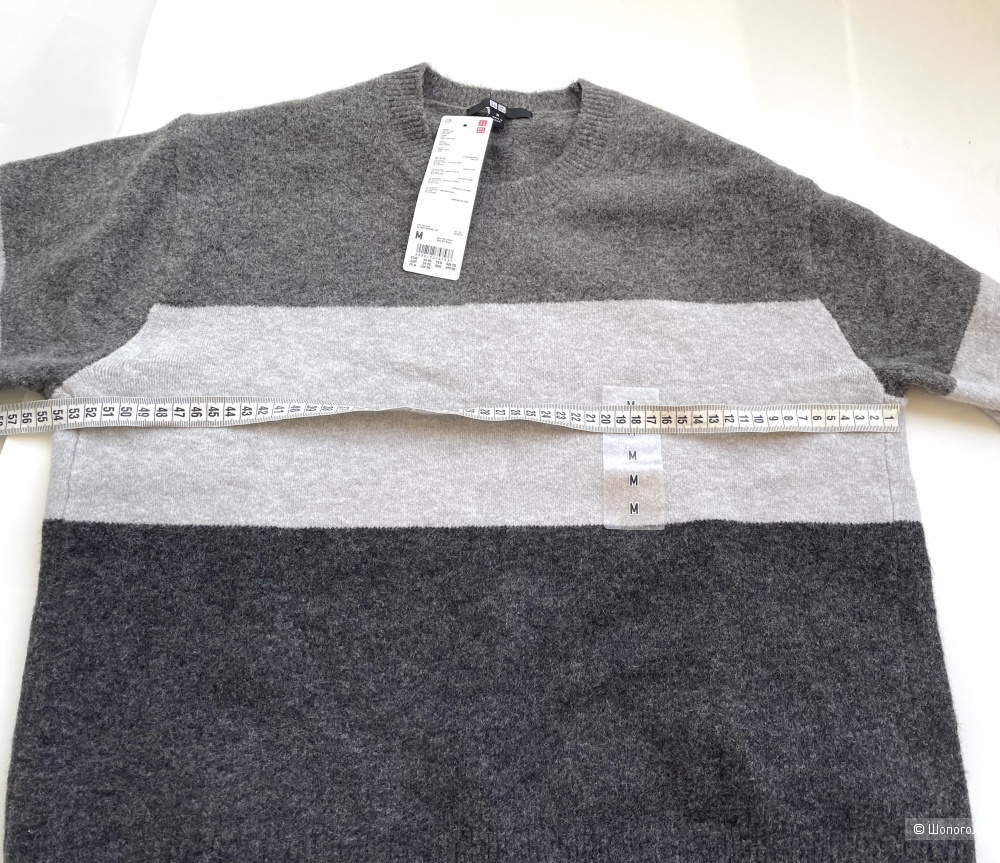 Свитер Uniqlo размер М( 46-48 )