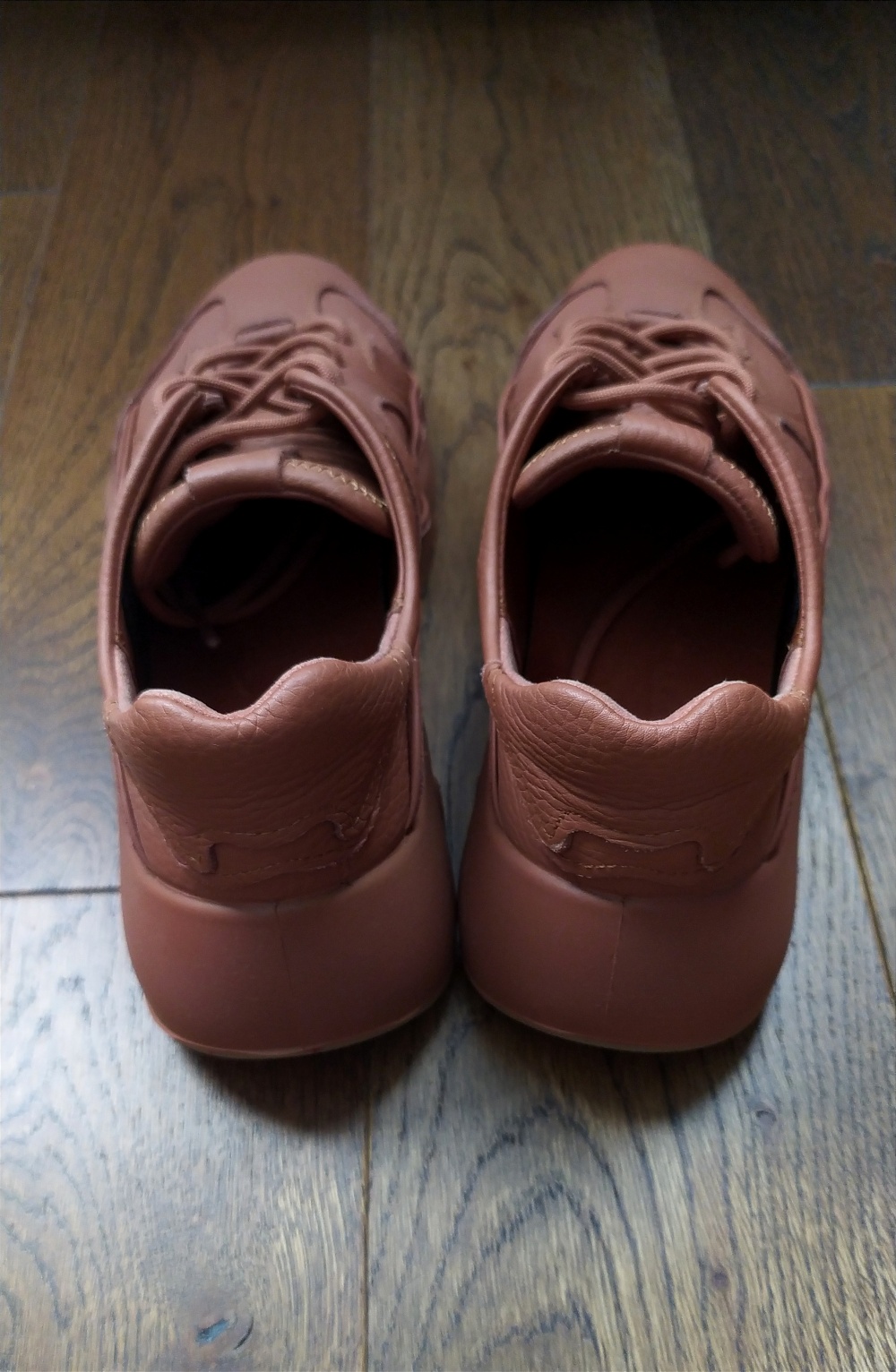 Кроссовки женские Ecco 37