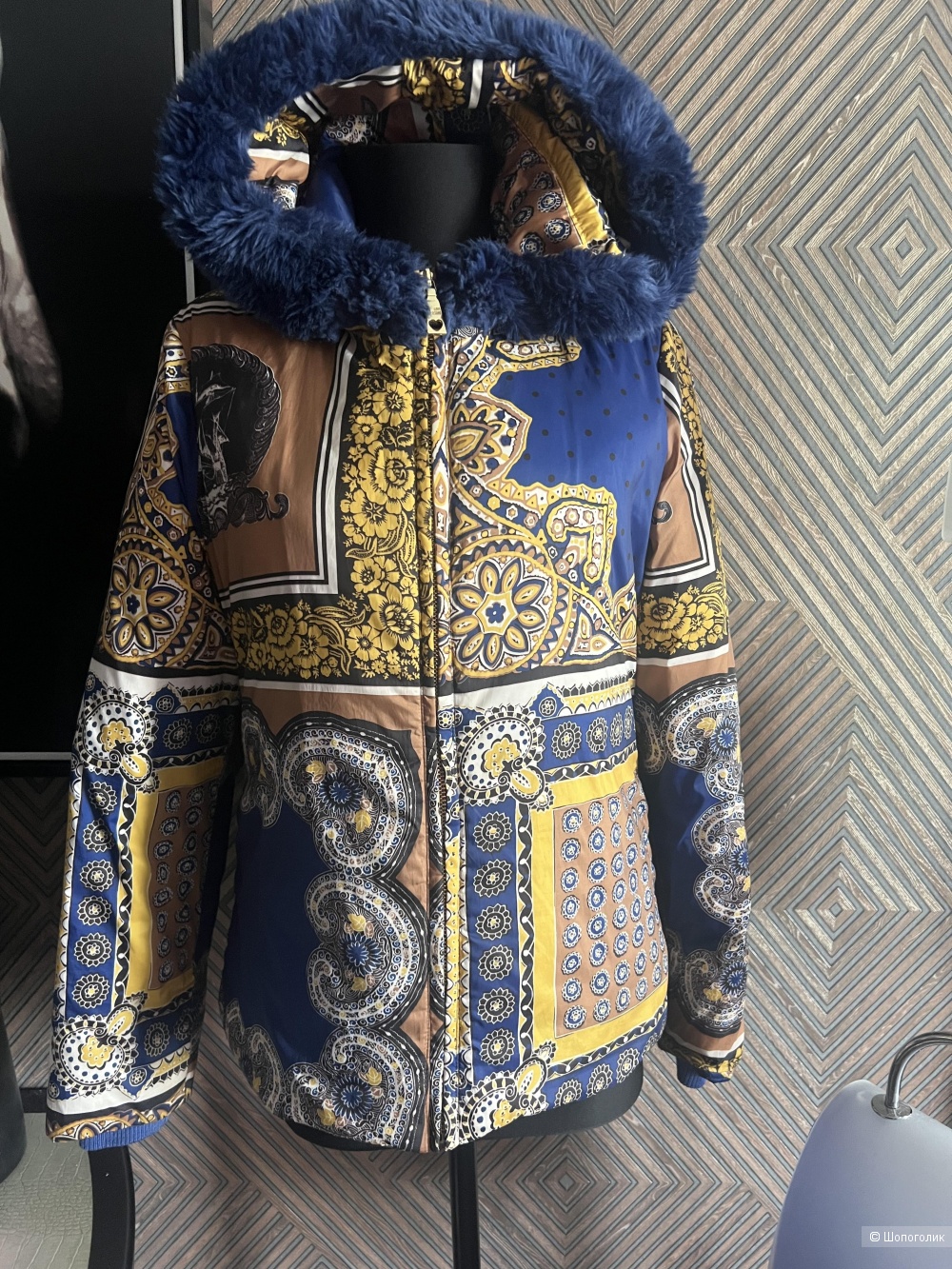 Love Moschino куртка р44