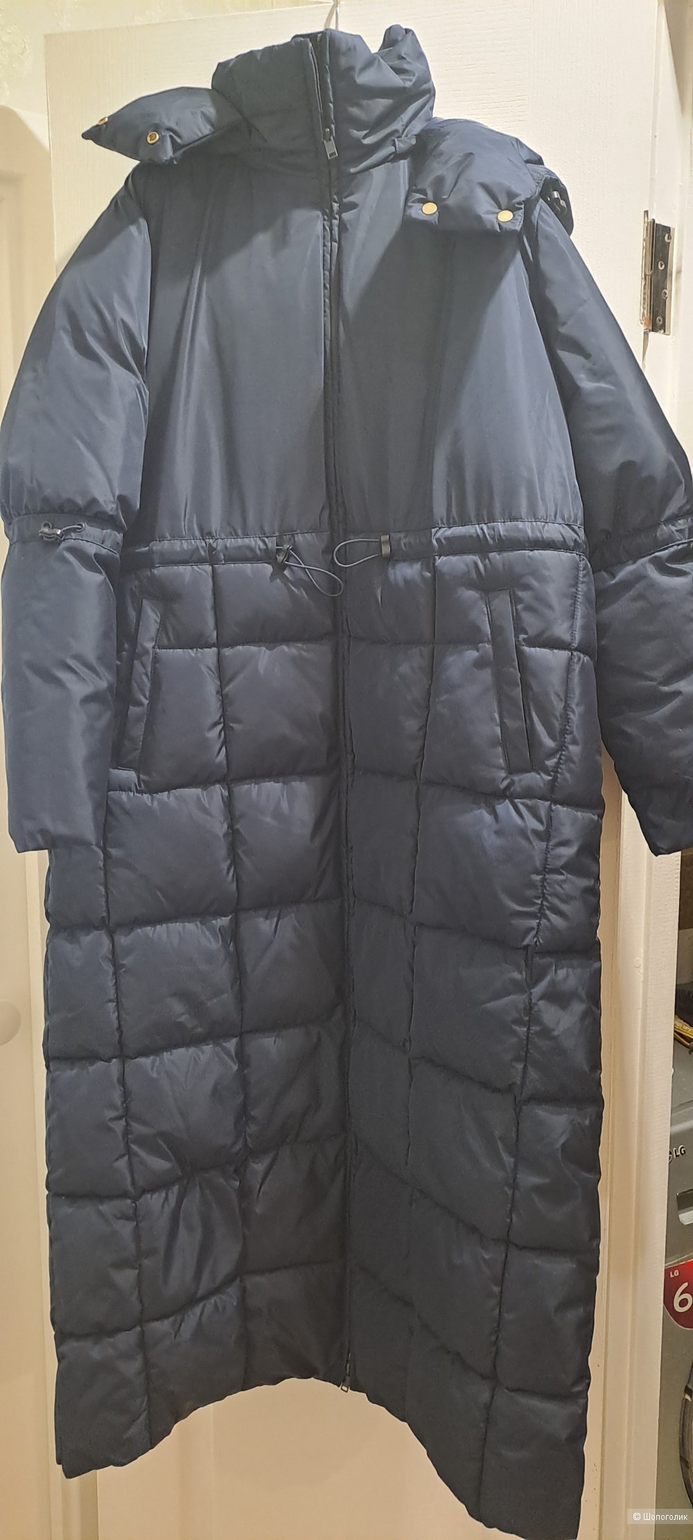 Пуховик  Trussardi 44 it(48-50-52 русский)