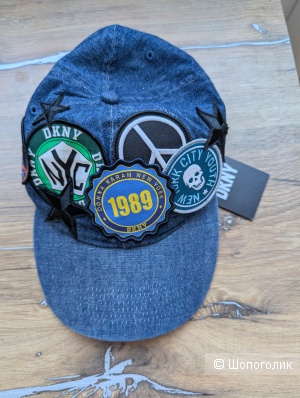 DKNY.  бейсболка женская one size
