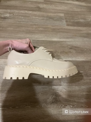 Ботинки новые zenden 39( стелька 26см)натуральная кожа