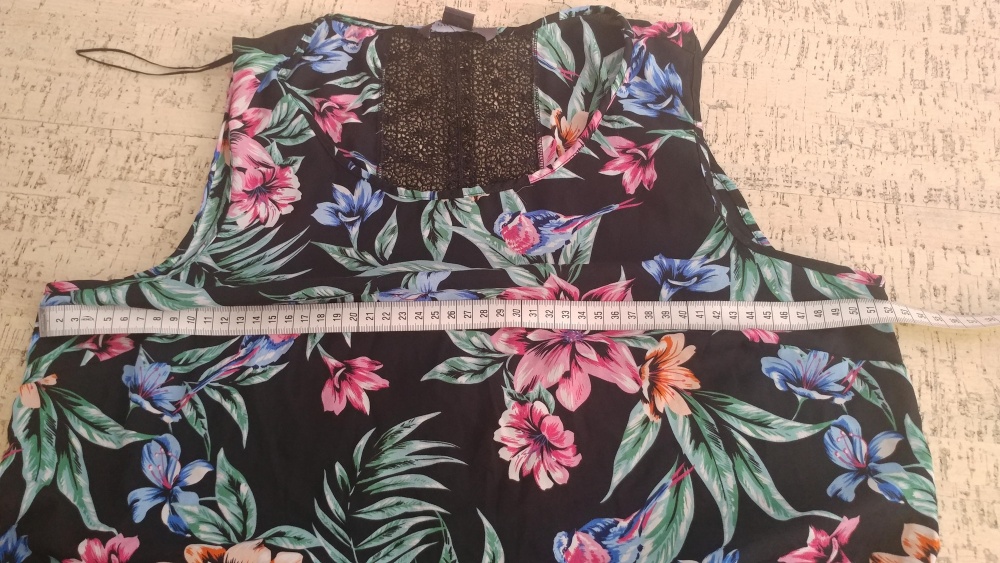 Топ PRIMARK р. 48/50