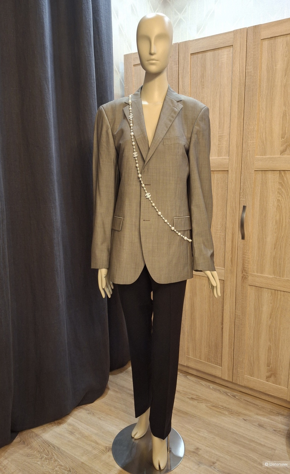 Шерстяные брюки Hugo Boss/48