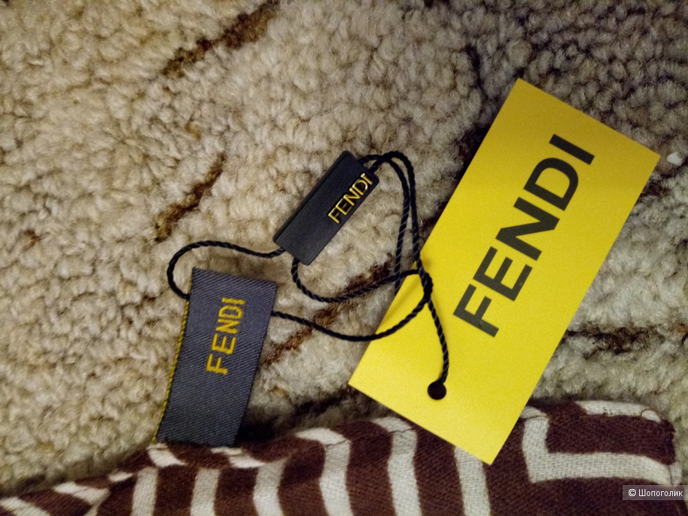 Кашемировый платок FENDI, 91*89 см