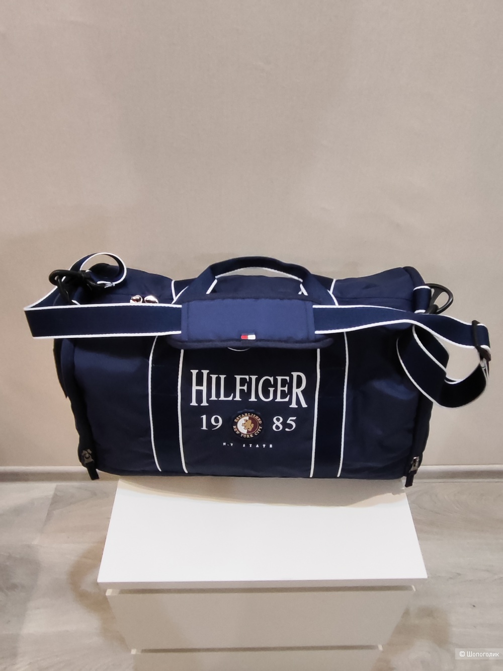 Спортивная сумка Tommy Hilfiger