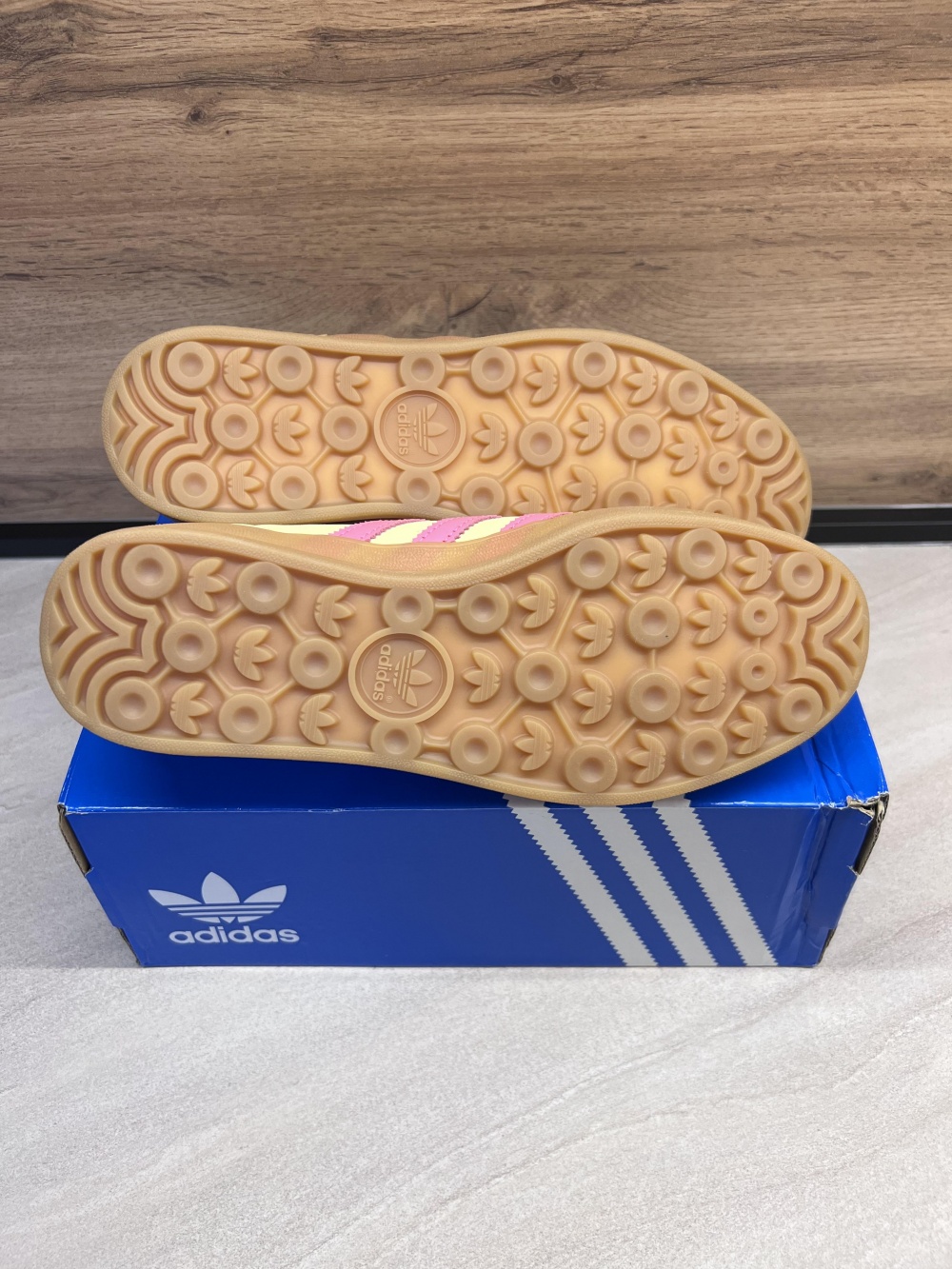 Кеды Adidas gazelle, р. us 7,5(38)