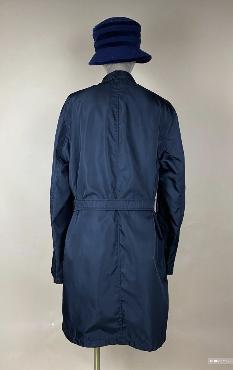 Плащ Prada размер - 48 L