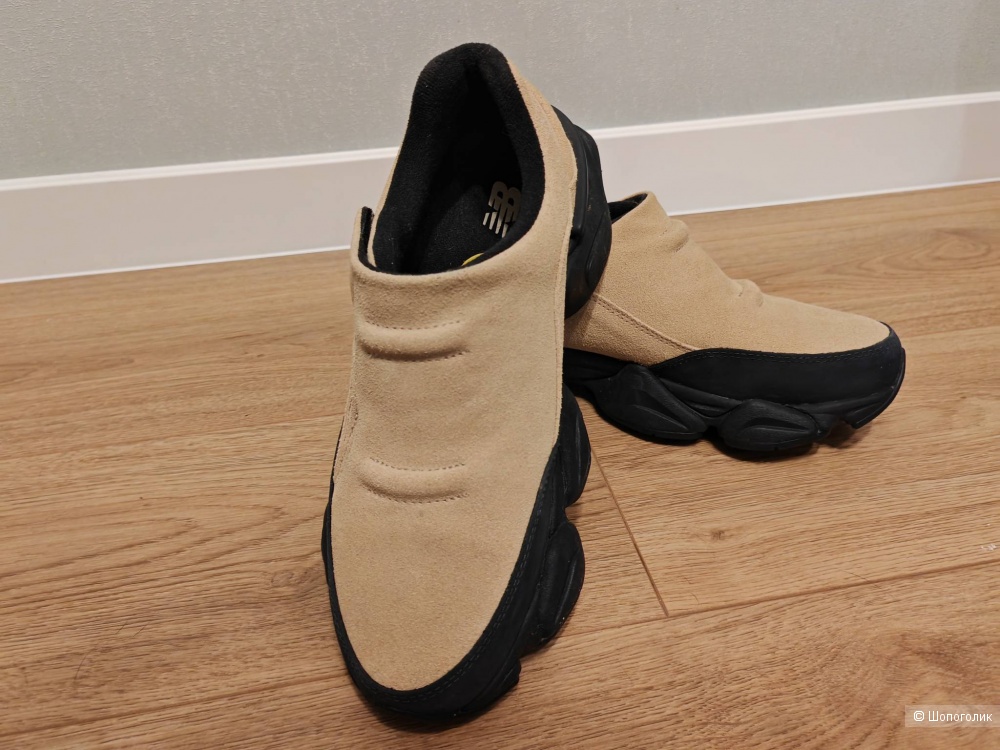 Женские кроссовки New Balance 8040, размер 40