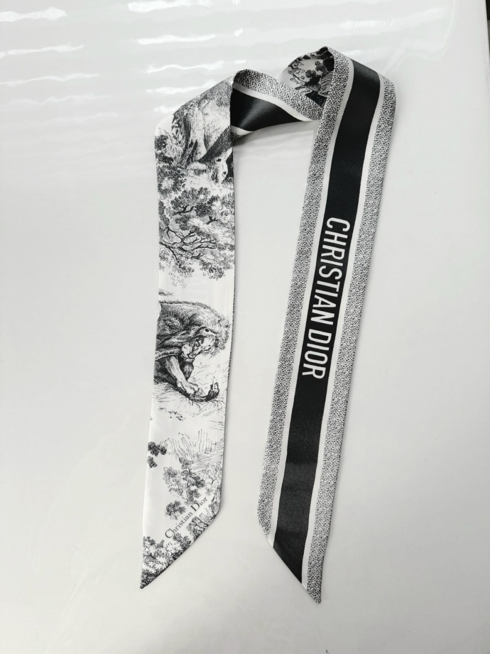 Платок твилли Dior