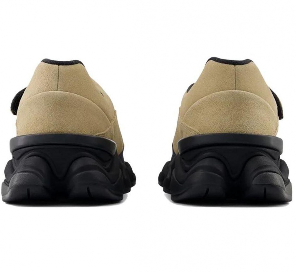Женские кроссовки New Balance 8040, размер 40