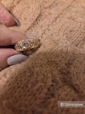 Кольцо золотое 585 пробы "Спаси и сохрани " с натуральным камнем хрусталь