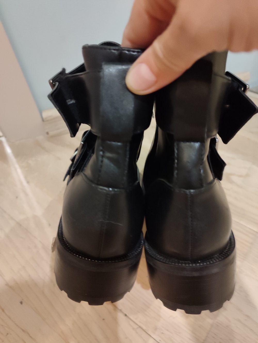 Кожаные ботинки BLONDO Camila Waterproof Moto Biker Leather Booties, Black 11 размер (28 см(