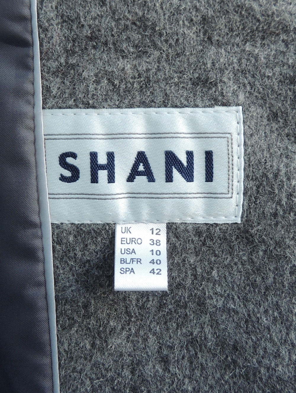 Пальто Shani. 42/42-44 размер