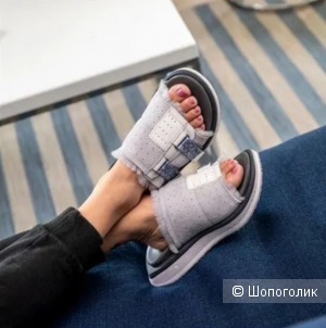 DECKERS  Шлепки  EU-45