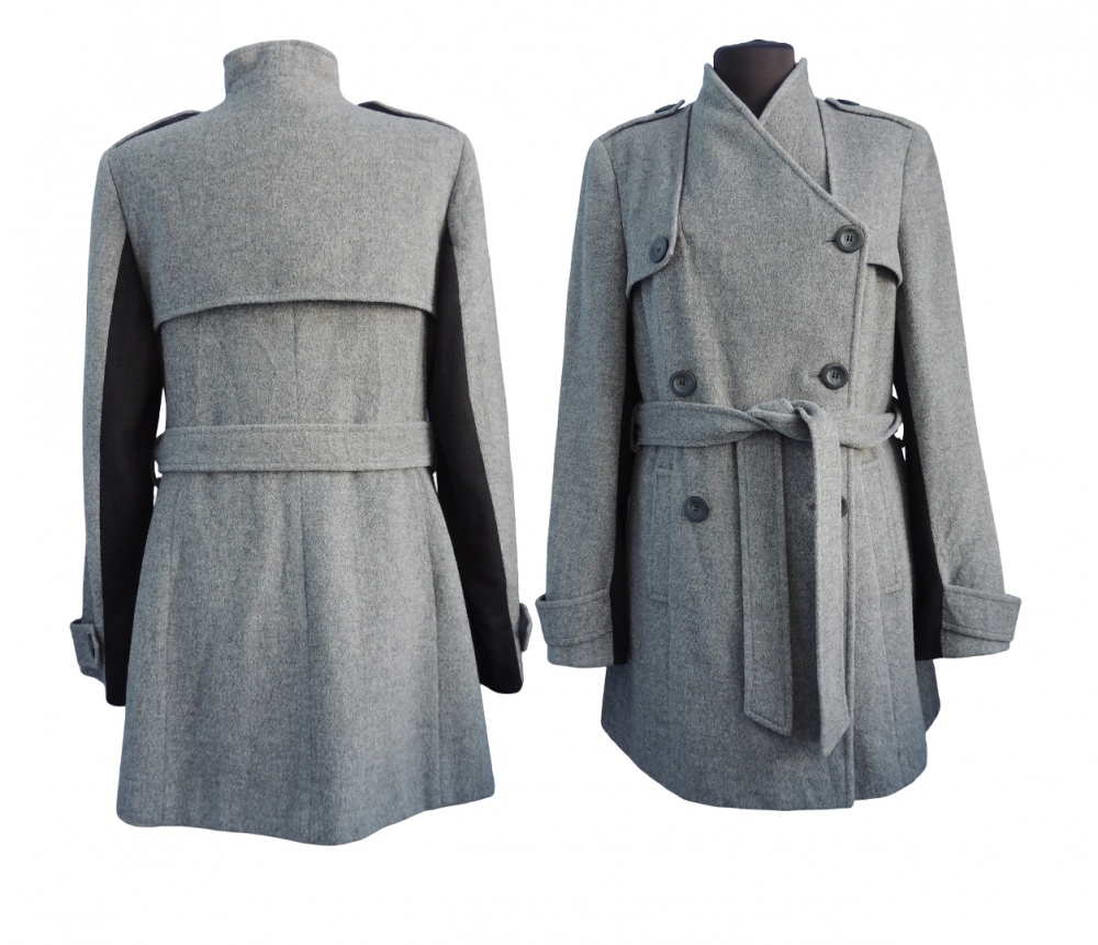 Пальто Shani. 42/42-44 размер
