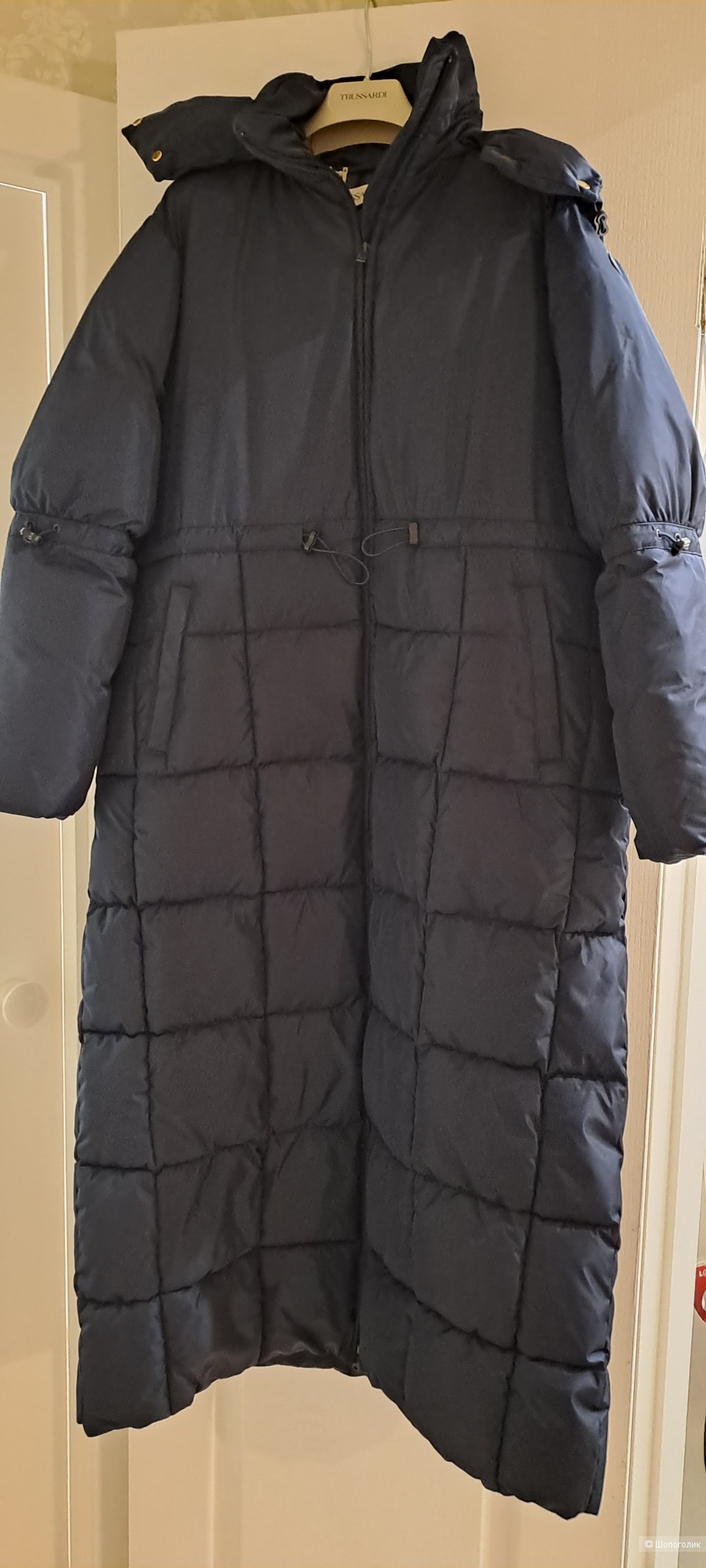 Пуховик Trussardi 46 it(48-50 русский)