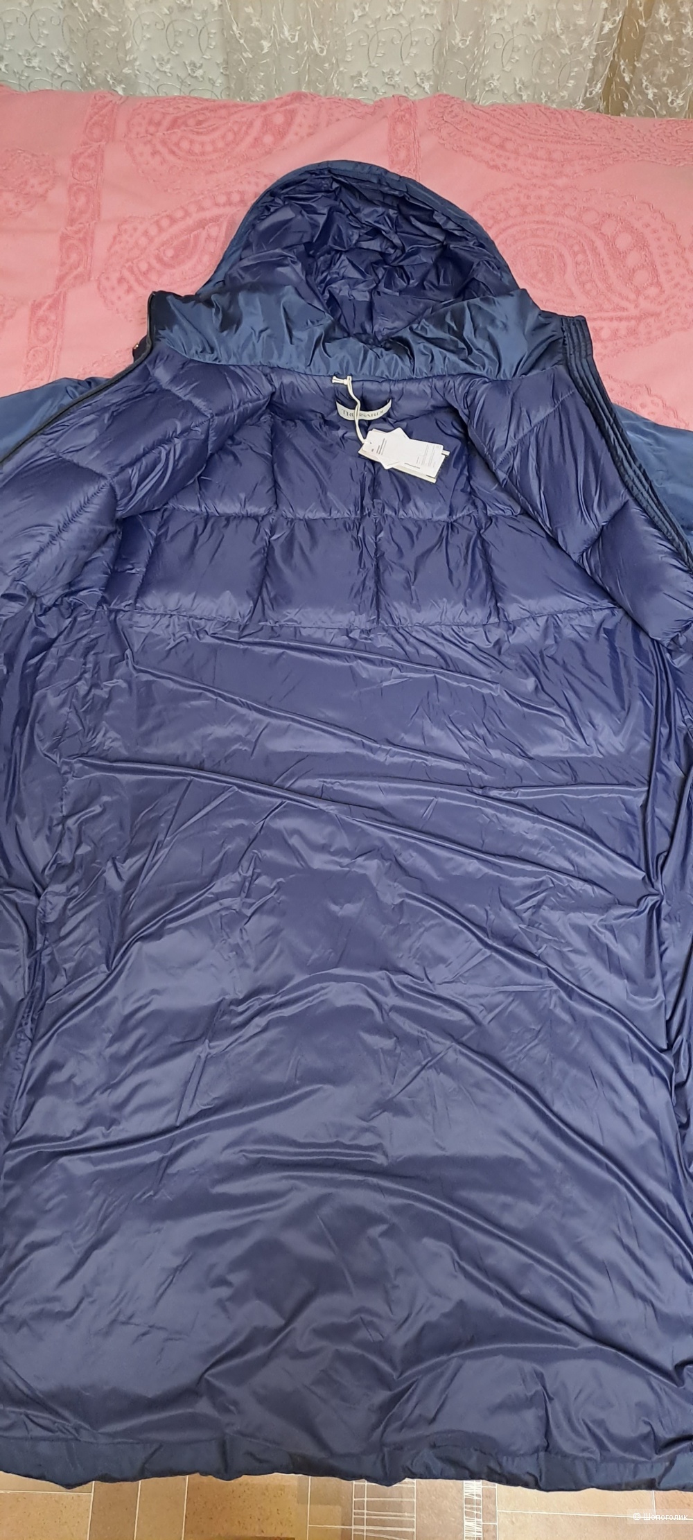 Пуховик Trussardi 46 it(48-50 русский)