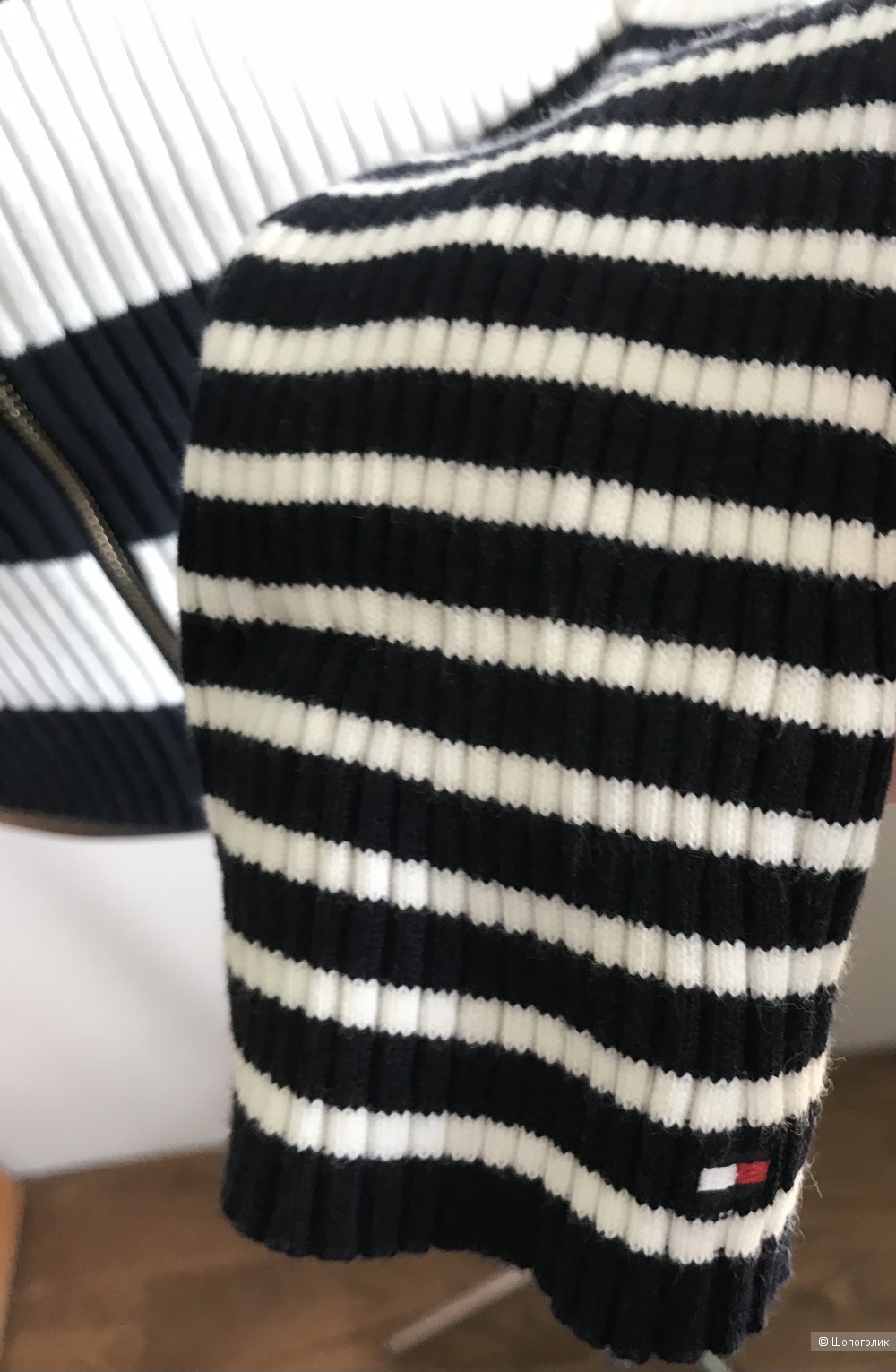 Кардиган Tommy Hilfiger размер M .