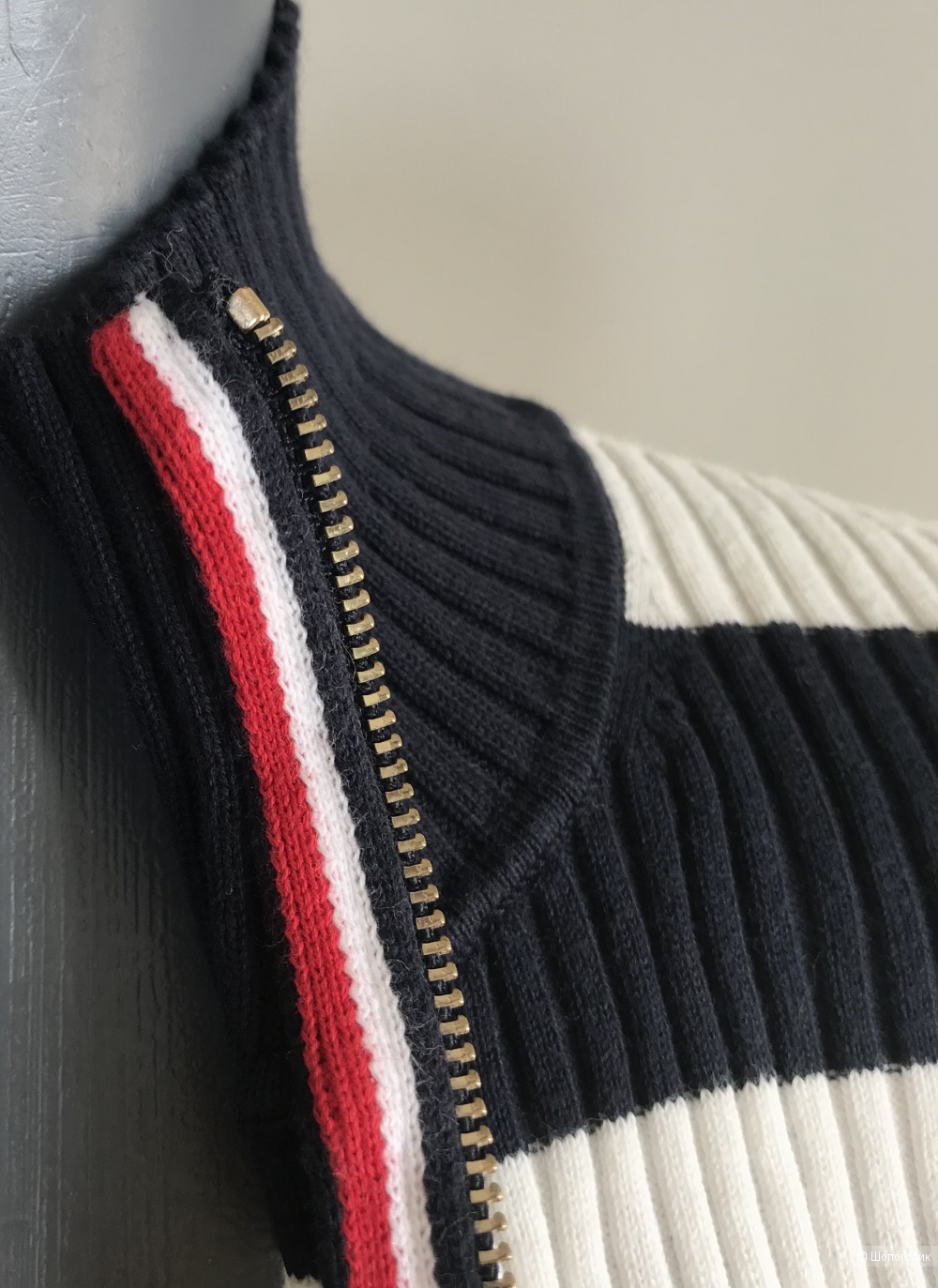 Кардиган Tommy Hilfiger размер M .