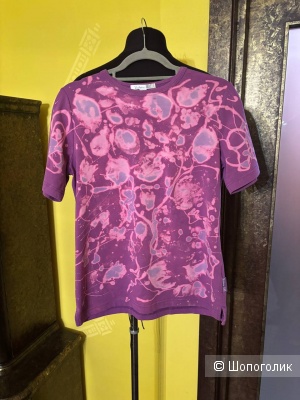 Футболка Victoria Hill на размер 44/46.