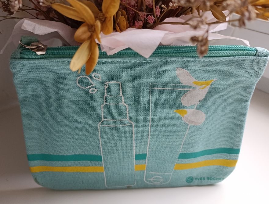 Косметичка Yves Rocher