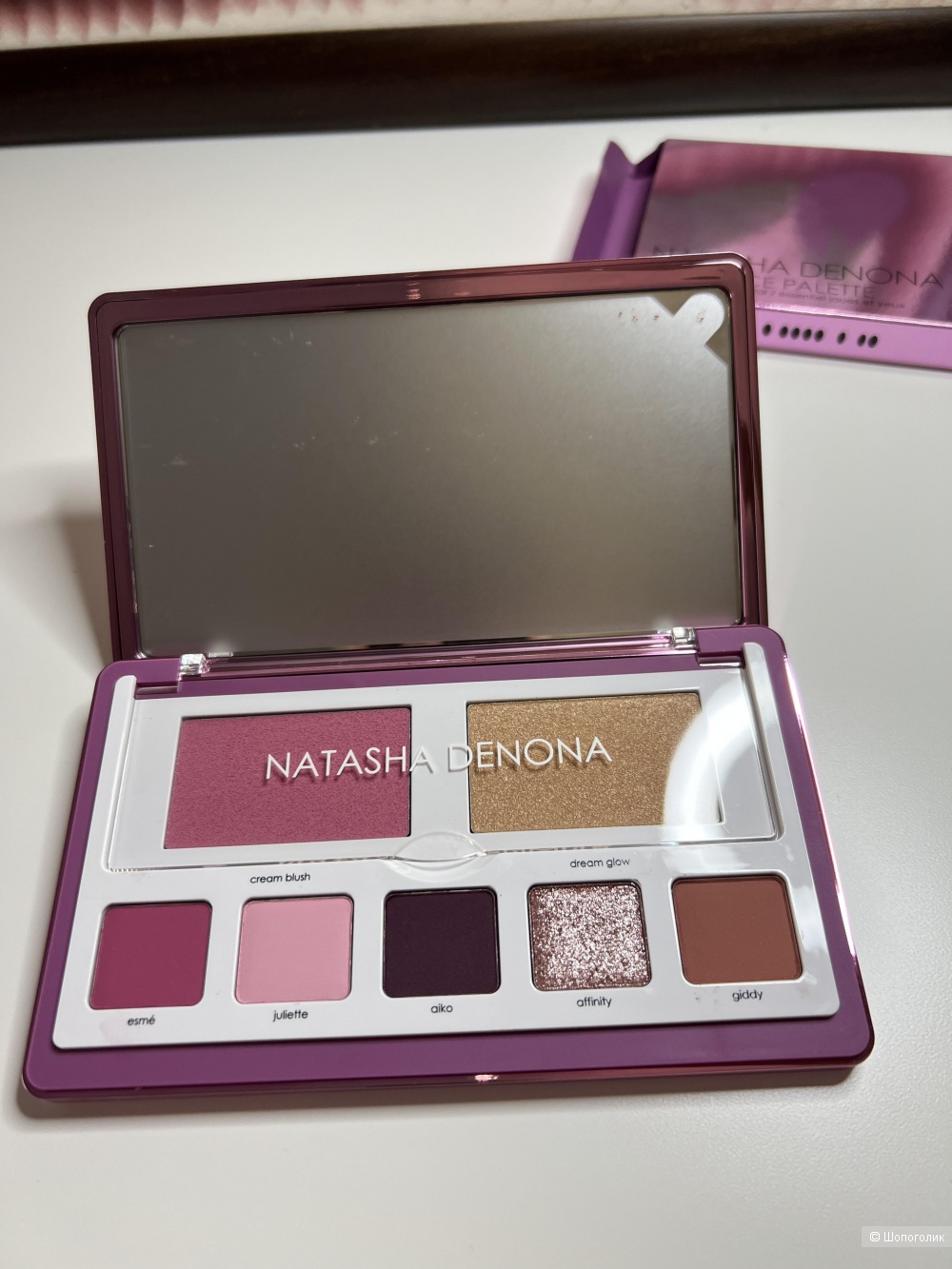 Палитра теней natasha denona love palette