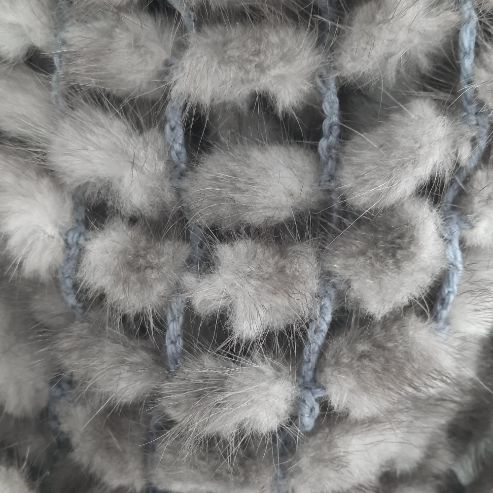 Шарф из вязаной норки , р. 140 × 45 см.