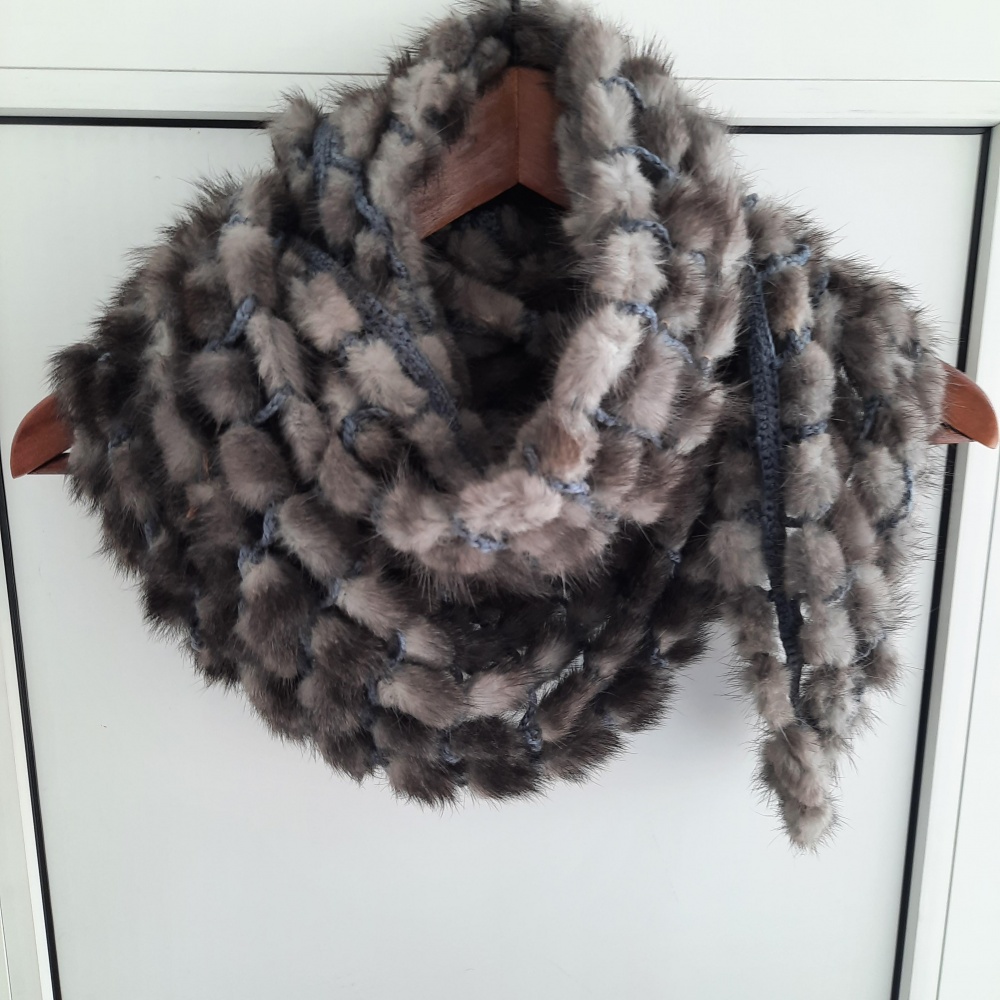 Шарф из вязаной норки , р. 140 × 45 см.