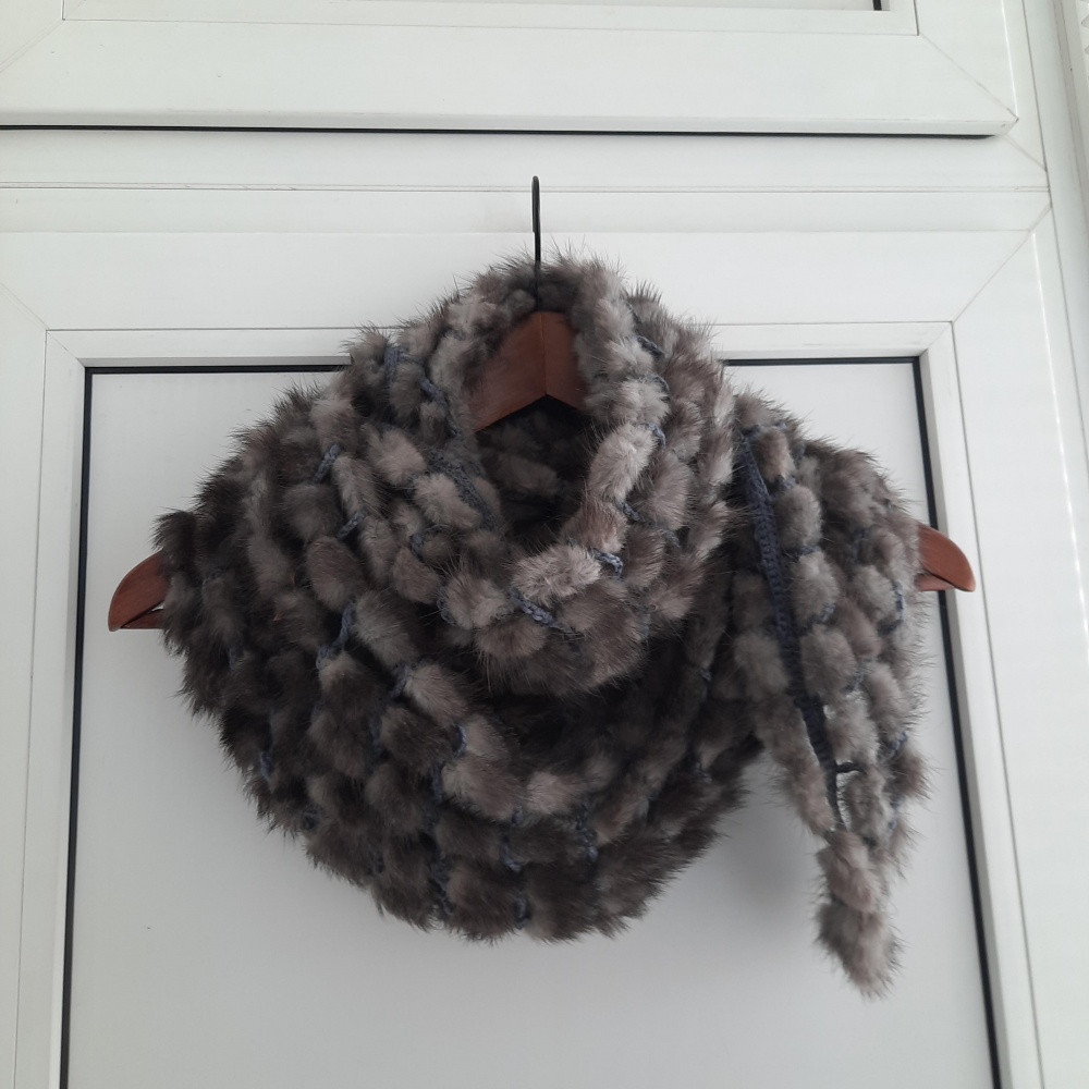 Шарф из вязаной норки , р. 140 × 45 см.