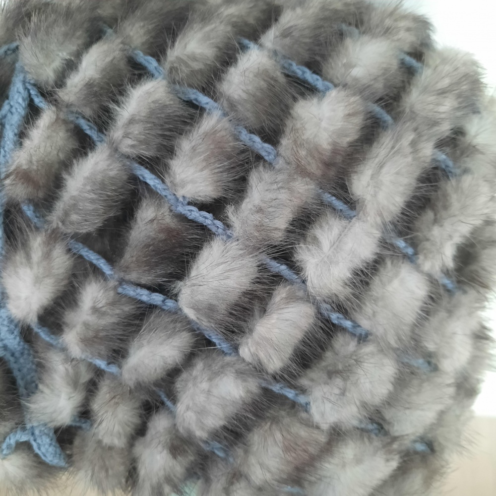 Шарф из вязаной норки , р. 140 × 45 см.