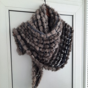 Шарф из вязаной норки , р. 140 × 45 см.