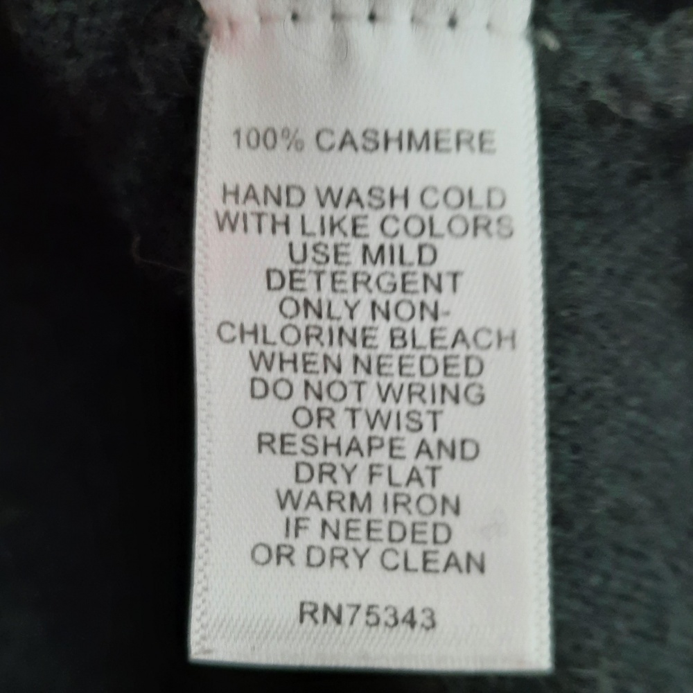 Джемпер CYNTHIA ROWLEU , р. M