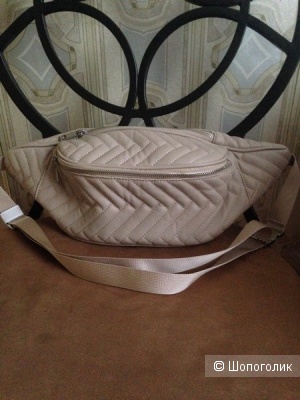 Поясная сумка-бананка ASOS