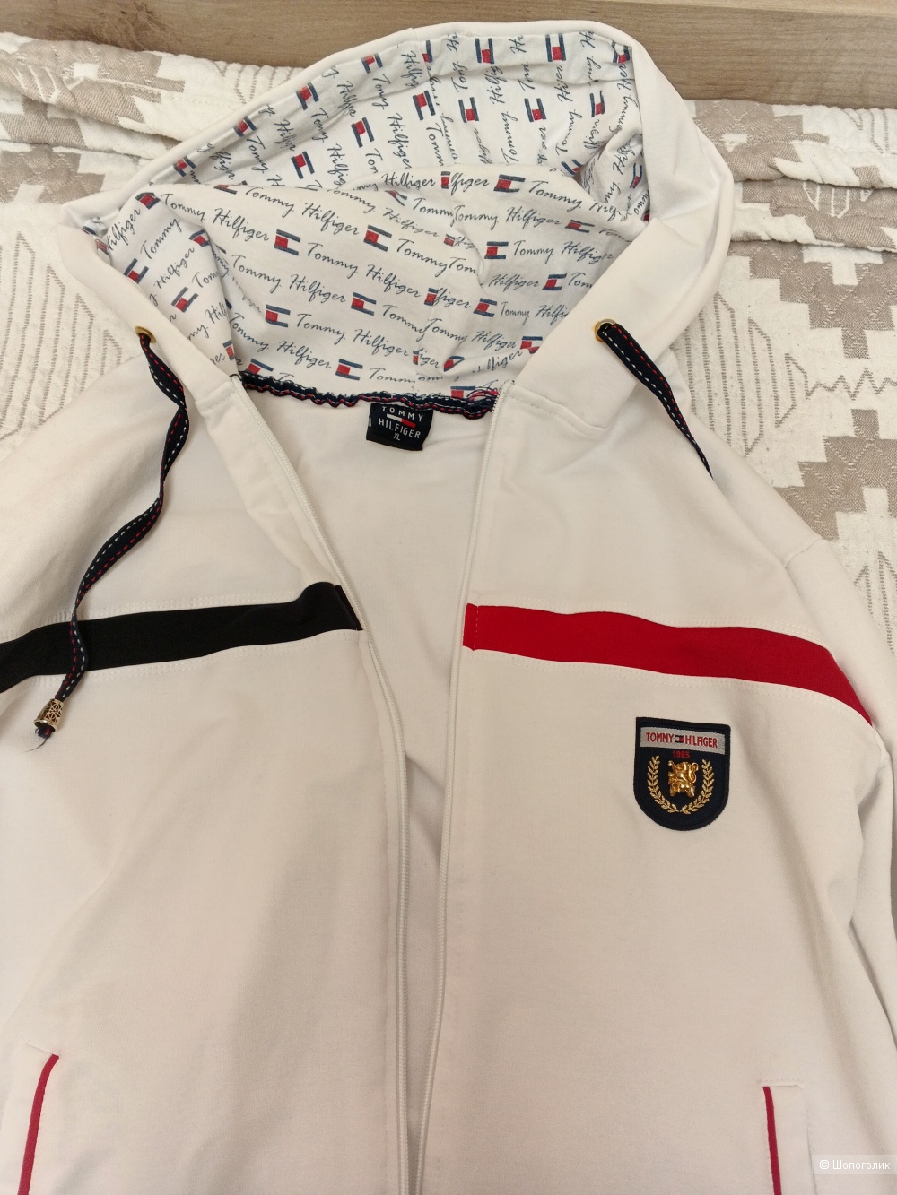 Худи Tommy Hilfiger 44-46