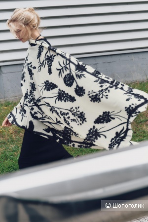 Палантин акриловый Zara черно белый