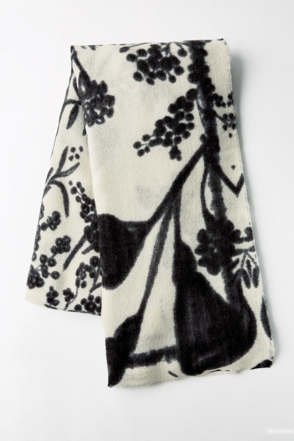 Палантин акриловый Zara черно белый