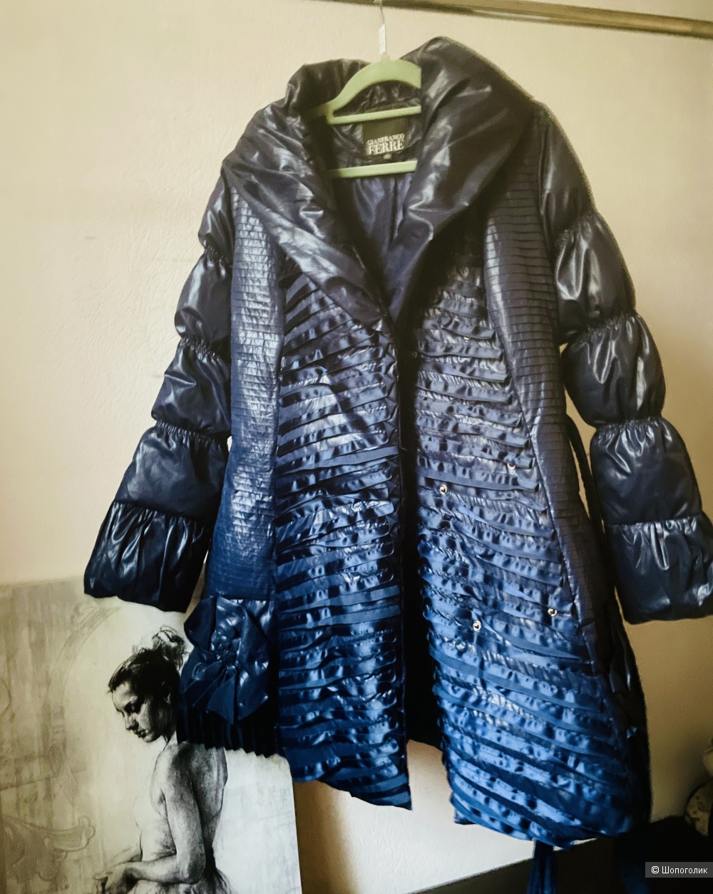 Пуховик Gianranco Ferre, размер 44-46