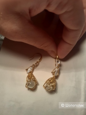 Серьги с нефритом