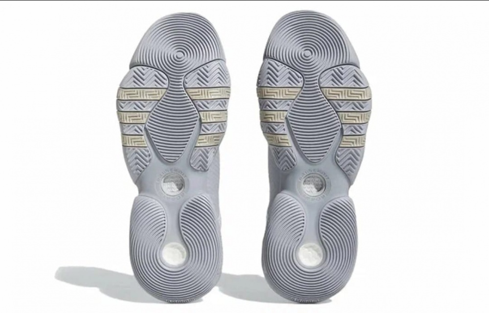 Кроссовки  Аdidаs Тrае Young 2.0 ,  45, 5 , 28 см