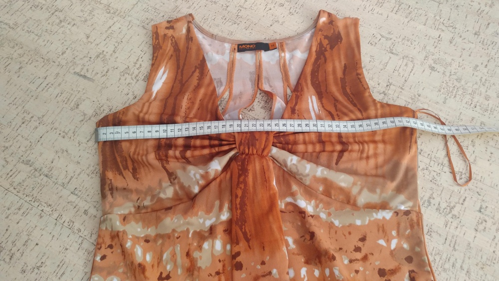 Платье MONO collection р.М