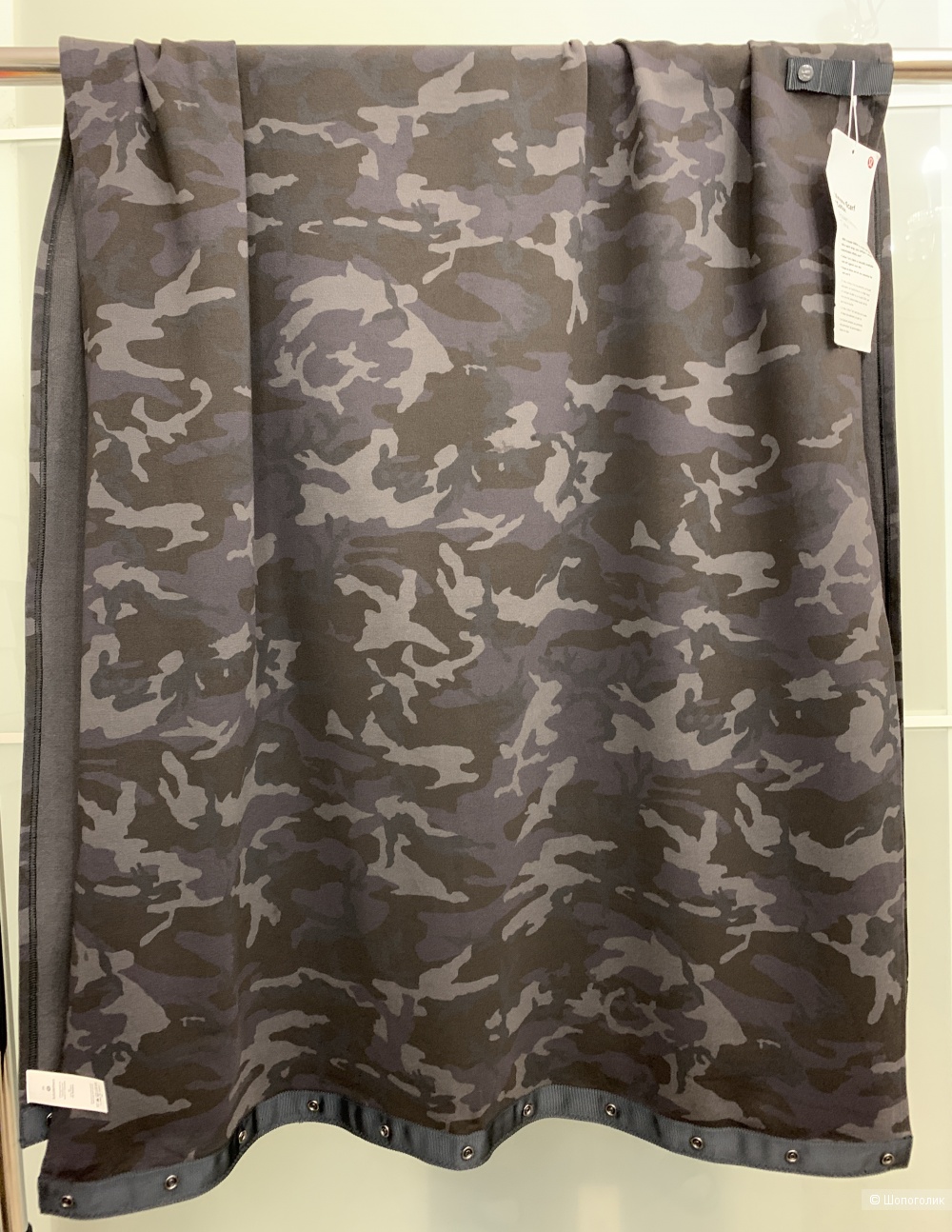 Шарф палантин на кнопках Lululemon