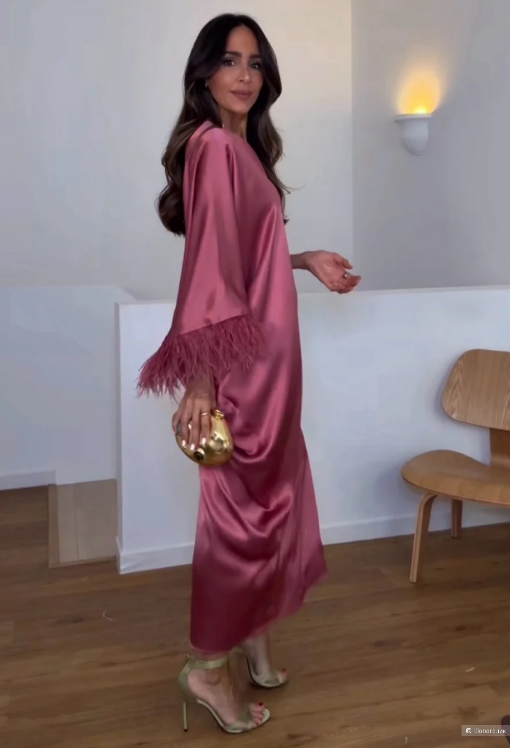 Платье Zara с перьями атласное, S