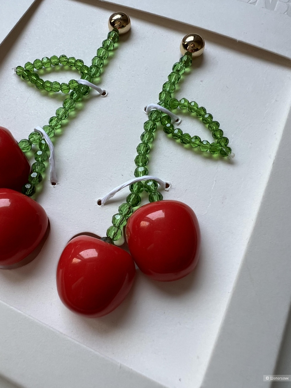 Вишневые серьги Zara с бусинами