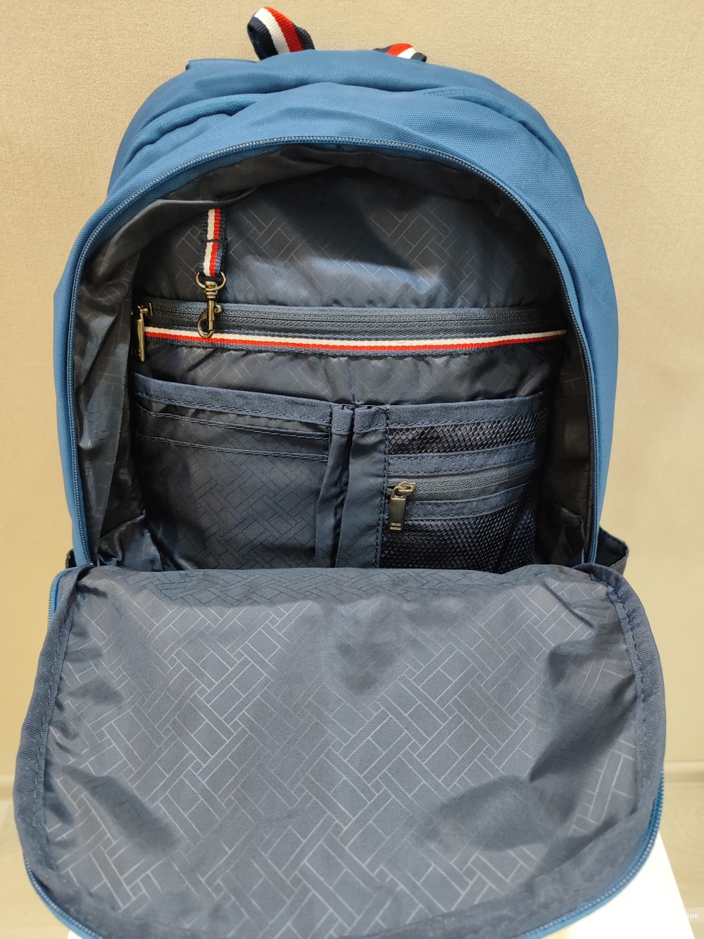 Рюкзак Tommy Hilfiger