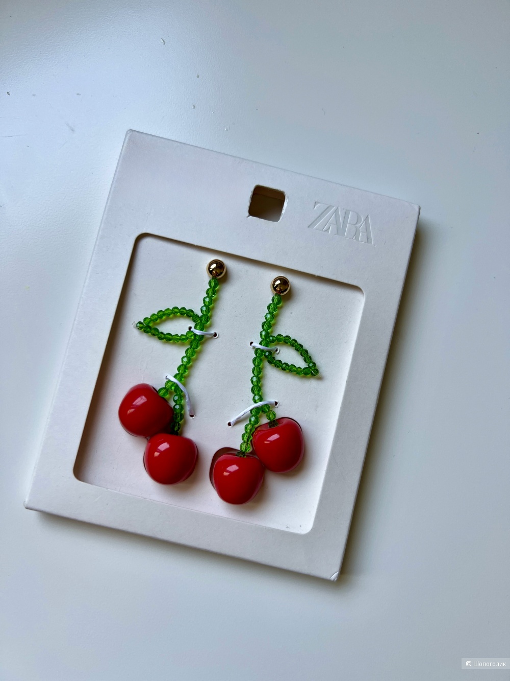 Вишневые серьги Zara с бусинами
