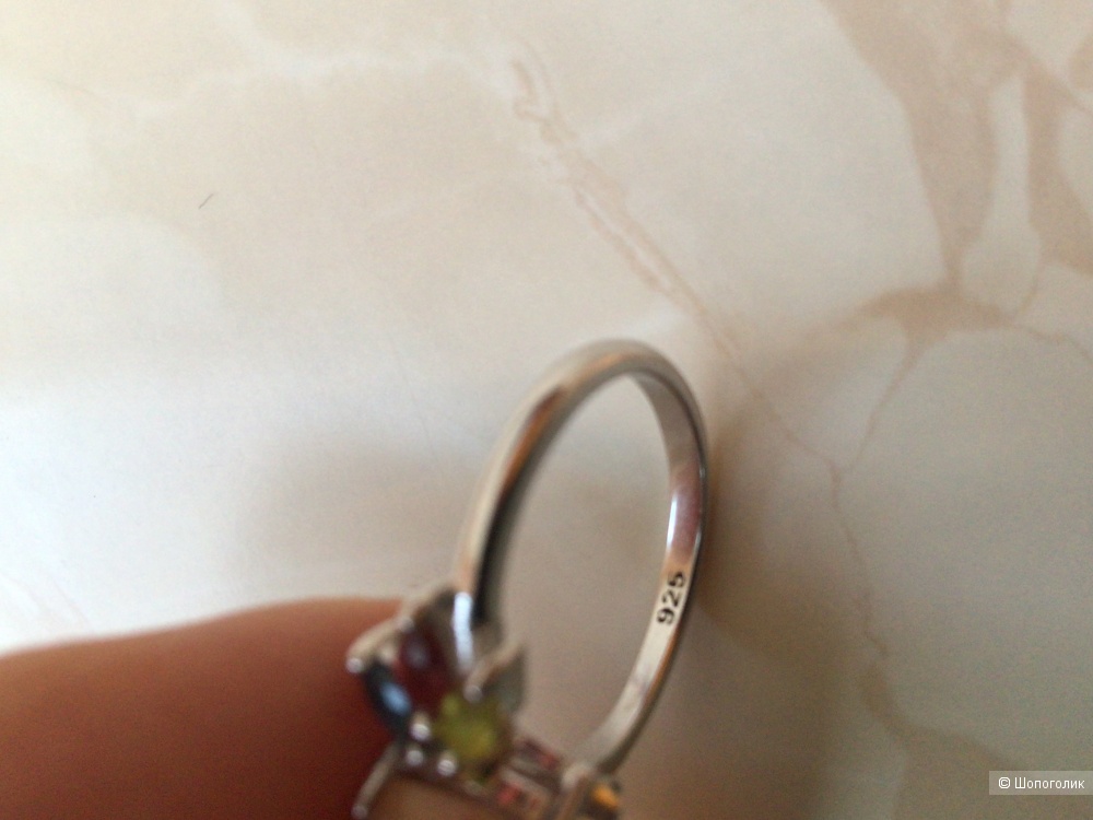 Набор (сет) серебряные кольцо и серьги с розовым опалом и сапфирами, 17,5