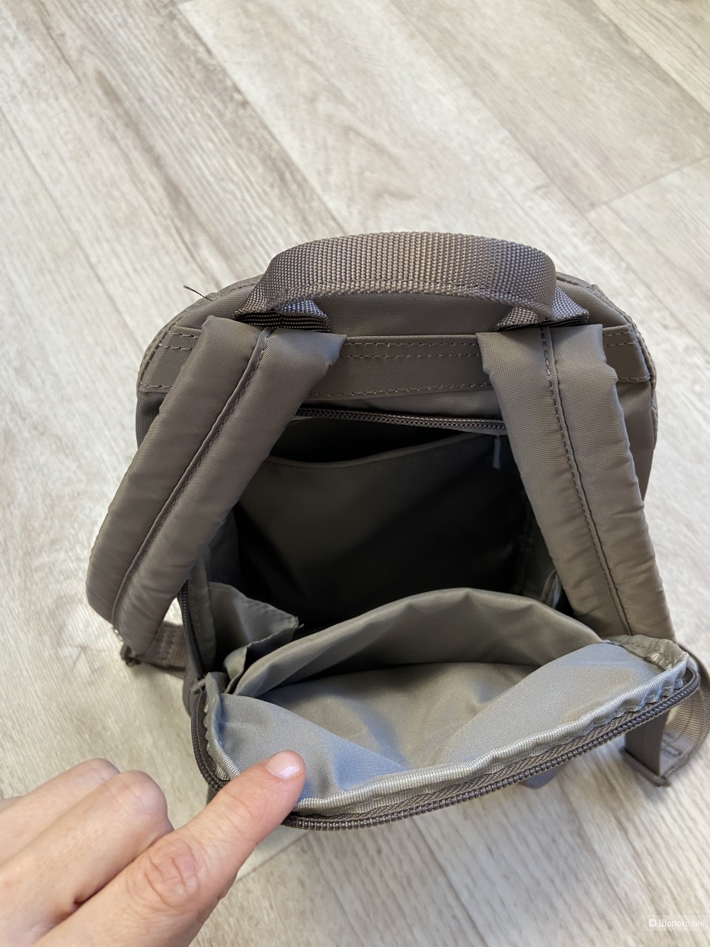 Рюкзак Hedgren нейлон 30х21х8 см